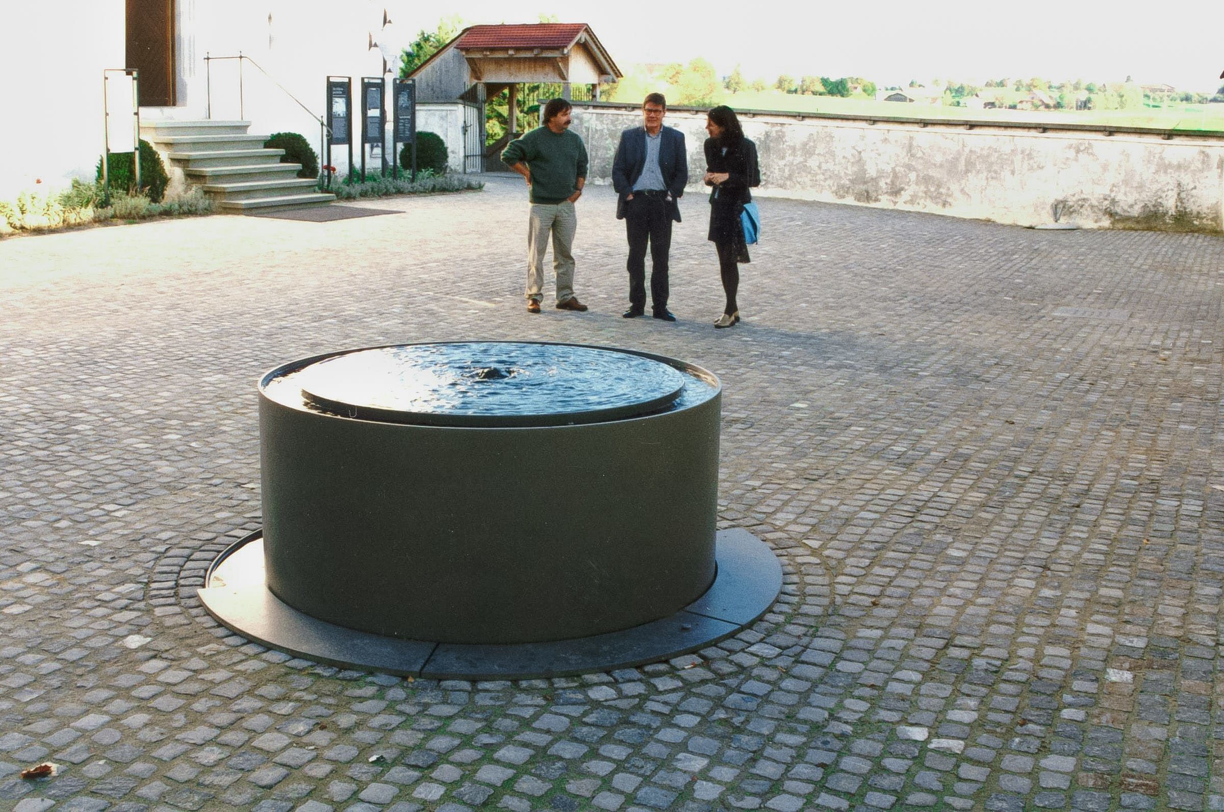 Spiel mit Wasser – Brunnen Schloss Wyher Ettiswil